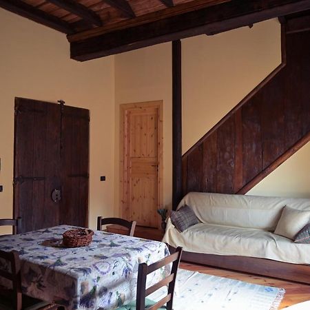La Casa Del Castellano Hotell Cinzano Exteriör bild