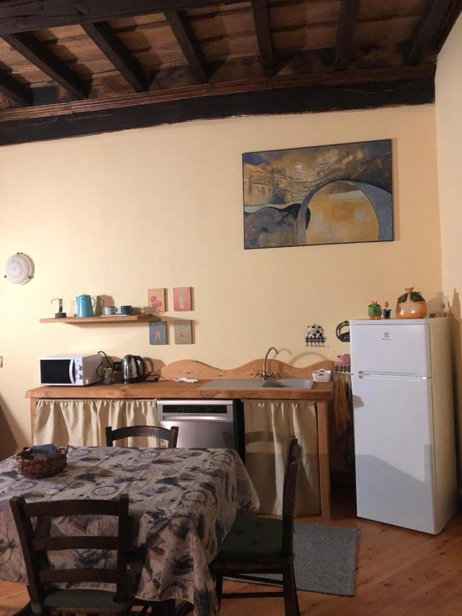 La Casa Del Castellano Hotell Cinzano Exteriör bild